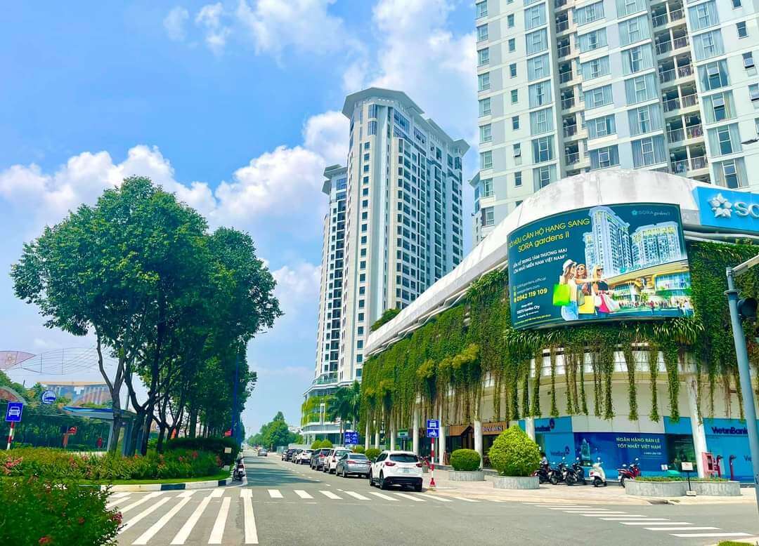 Tài chính, giao thông và mua sắm